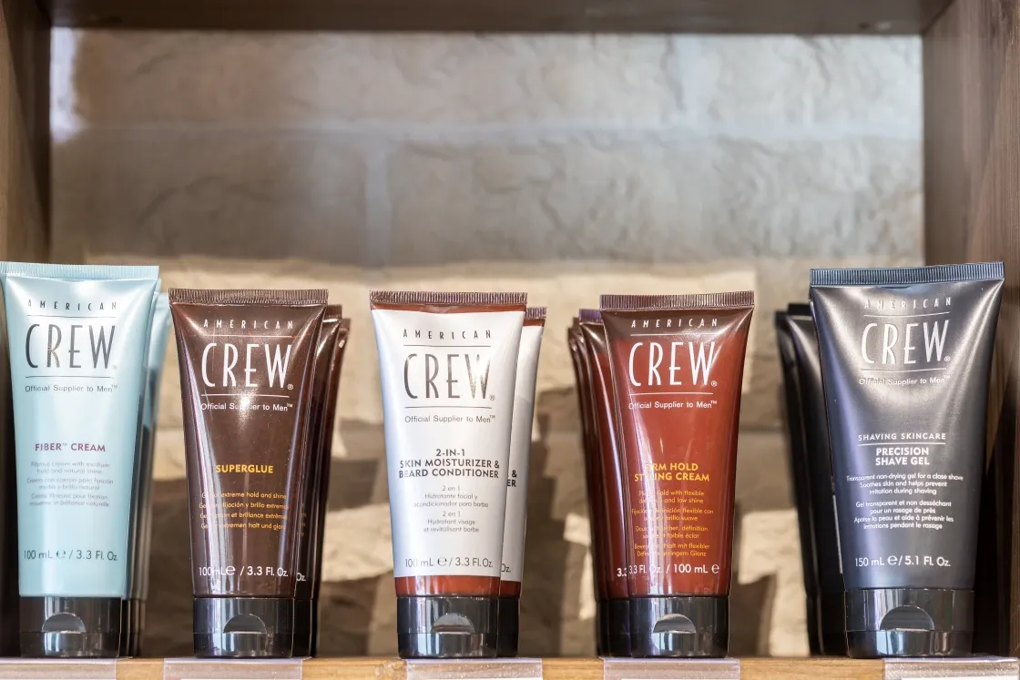 Produit premium d'entretien capillaire pour coupe homme et enfant à Poitiers.